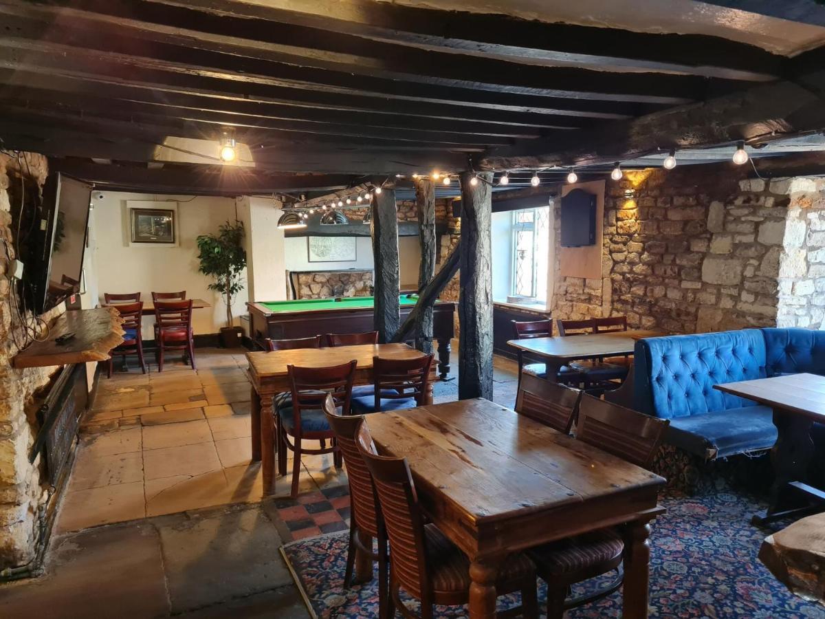 The Blue Cow Hotel South Witham Exterior photo